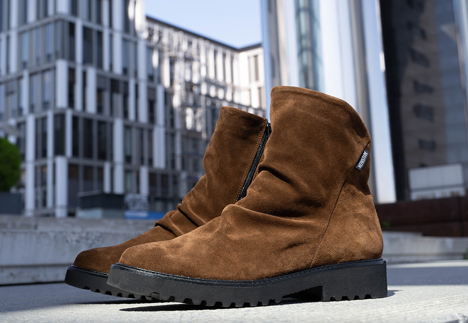 250901_Mephisto_HW25-26_Kategoriebilder-quer_Damen_950x655px_03 250901_Mephisto_HW25-26_Kategoriebilder-quer_Damen_950x655px_03