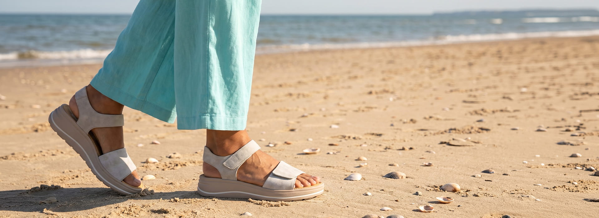 260508_Hartjes_FS2026_Banner-Sommerschuhe_Desktop_1920x700px_DU-01