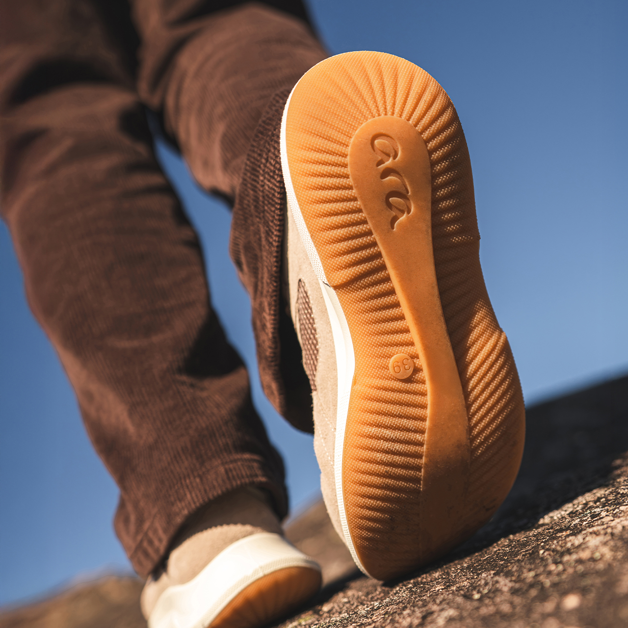 250826_araShoes_HW25-26-Kollektion_Kategoriebild_Motion_01